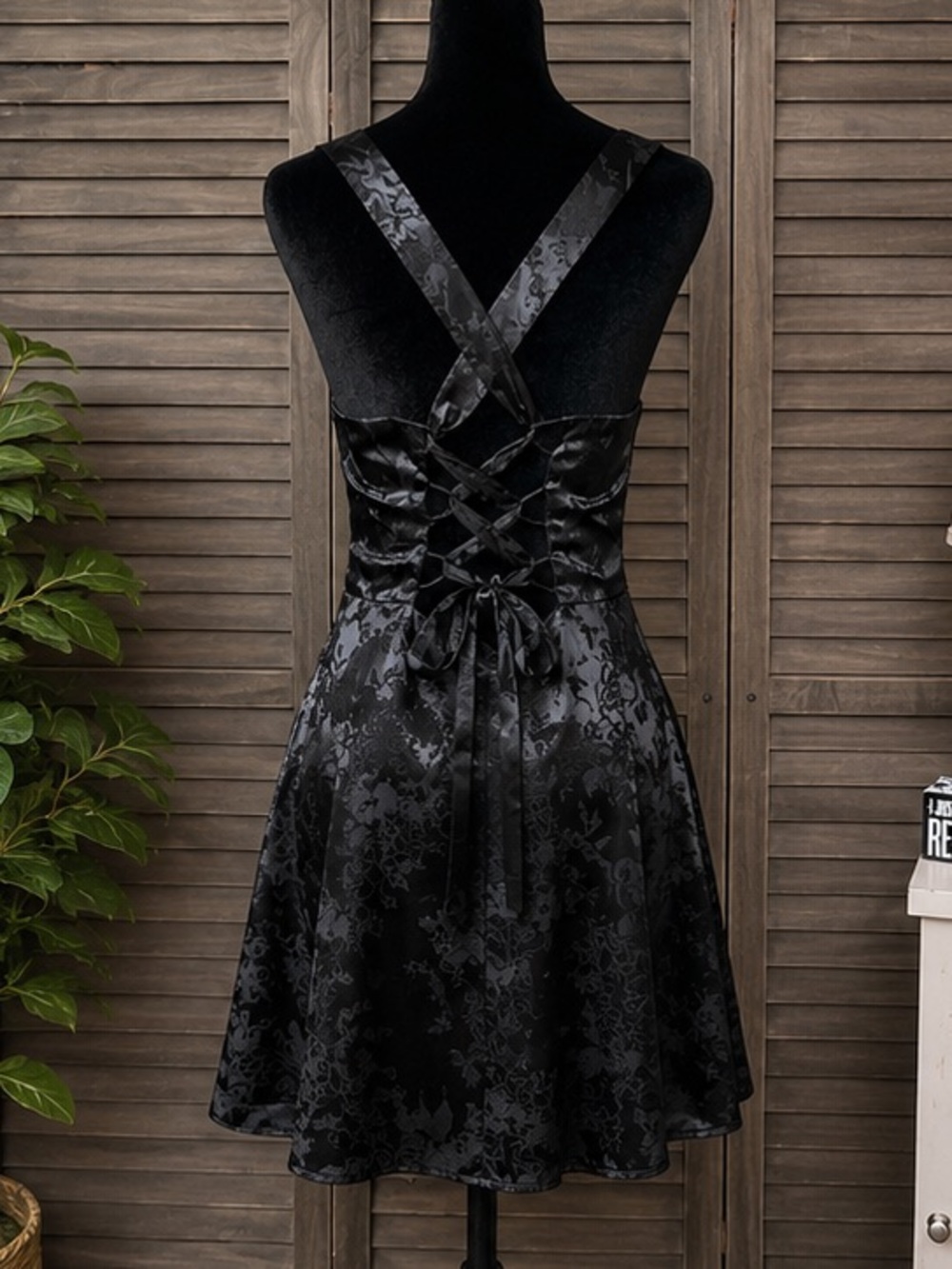 Lulus Black Floral Satin Look Lace Up Mini Dress Medium NWT Corset Back - Picture 3 of 11